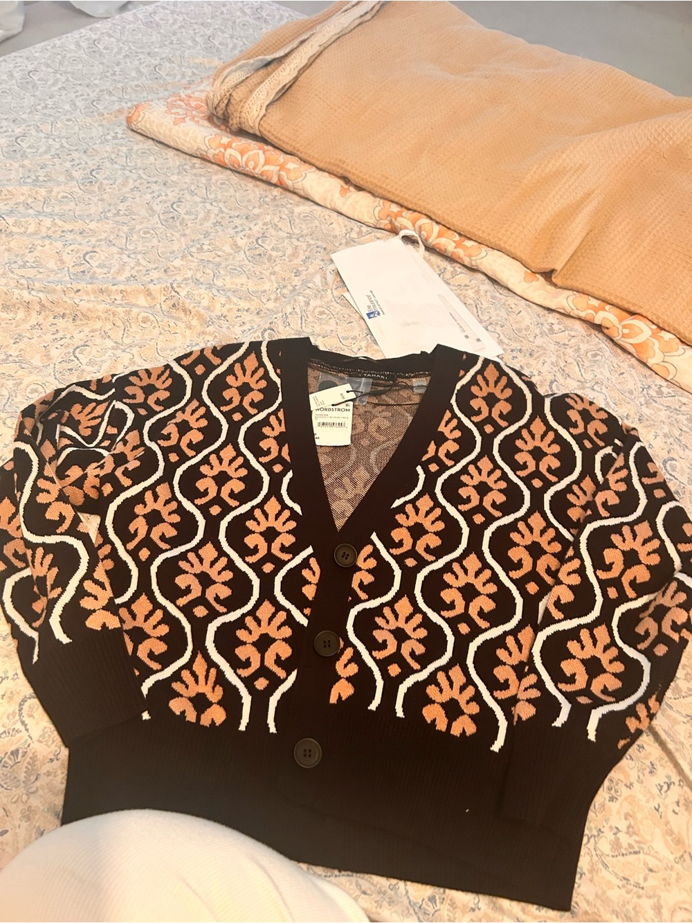 Women’s Black and Tan Patterned Button-Front Cardigan tahari